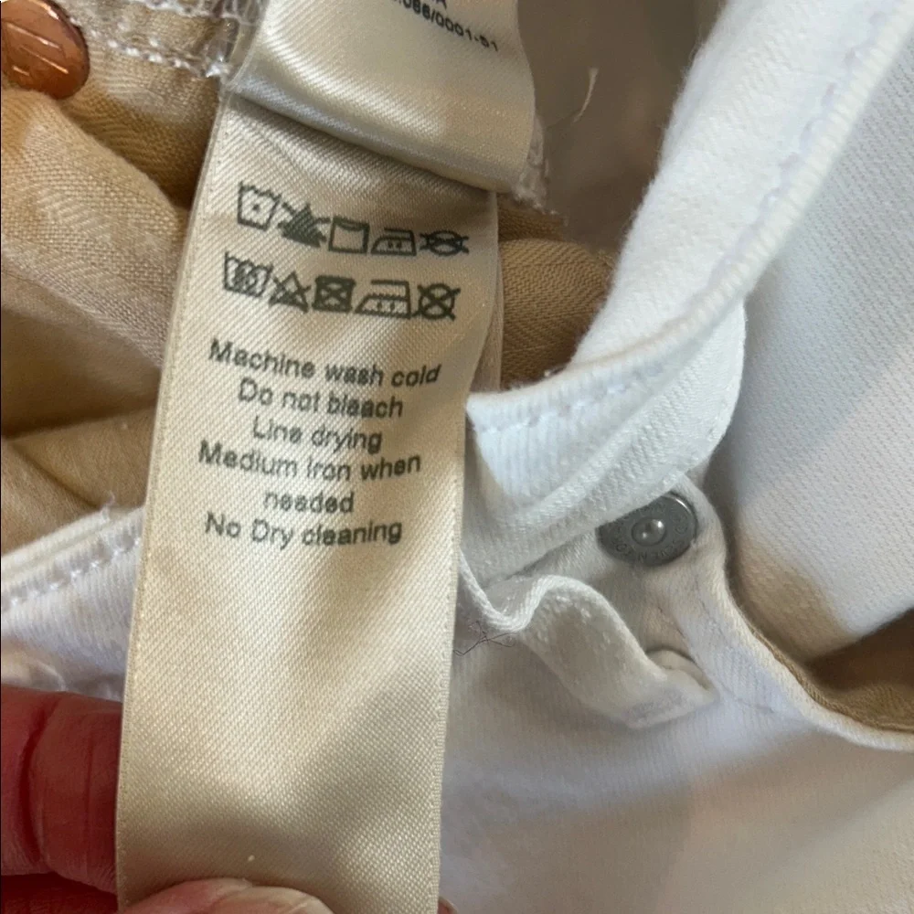Women's White Flared Jeans - Picture 9 of 10